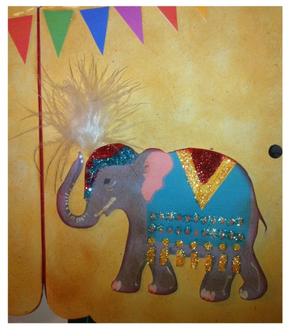 circus tent card elephant